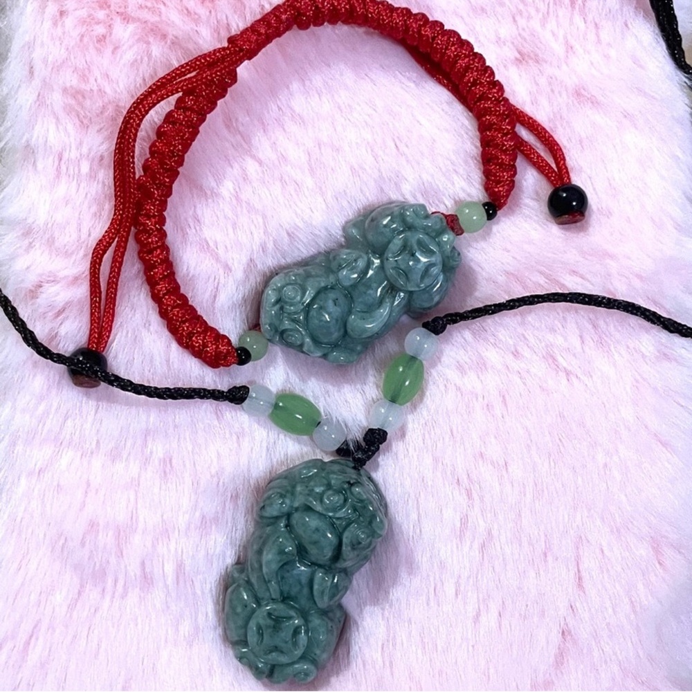 Elegant Certified Dragon Jade Green Necklace Bracelet Set